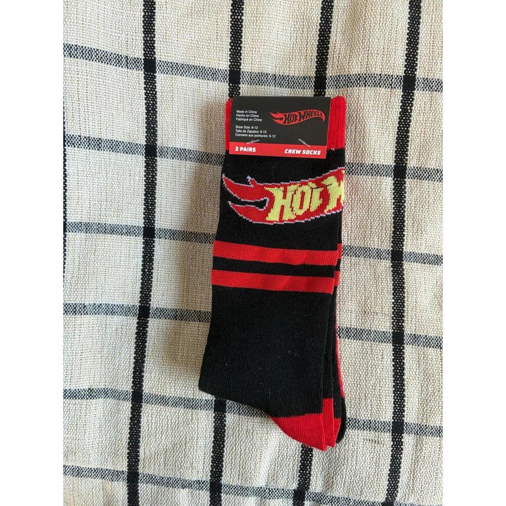 NWT Hot Wheels Crew Socks 2 Pack size 6-12 adult